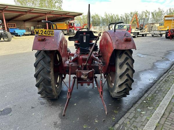 Grote foto international mc cormick 724 agrarisch tractoren oldtimers