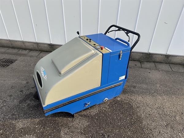 Grote foto mp75 2be elektrische veegmachine met borstel tuin en terras water stofzuigers