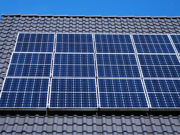 Grote foto zonnepanelen bespaar op uw energiekosten doe het zelf en verbouw zonnepanelen