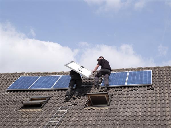 Grote foto zonnepanelen bespaar op uw energiekosten doe het zelf en verbouw zonnepanelen