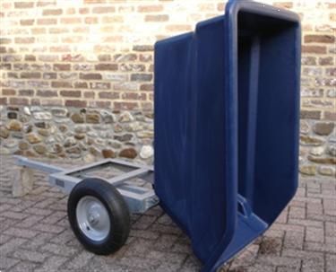 Grote foto zitmaaier aanhanger polytip 255 liter tuin en terras werktuigen