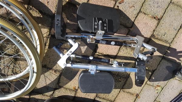 Grote foto rolstoel excel g5 modular gasgeveerde beensteunen diversen rolstoelen