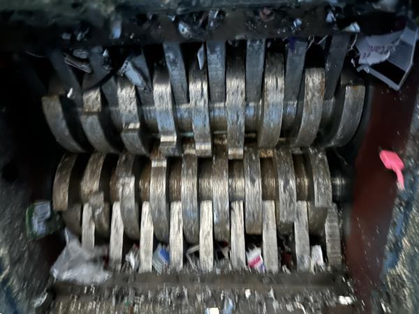 Grote foto shredder verkleiner schredder metalen meltog sh1 11kw doe het zelf en verbouw afvalverwerking