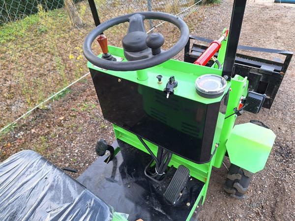 Grote foto minishovel elektrisch 2023 demo agrarisch shovels