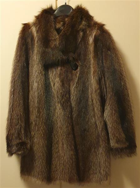 Grote foto korte damesbontjas wasbeerbont kleding dames jassen winter
