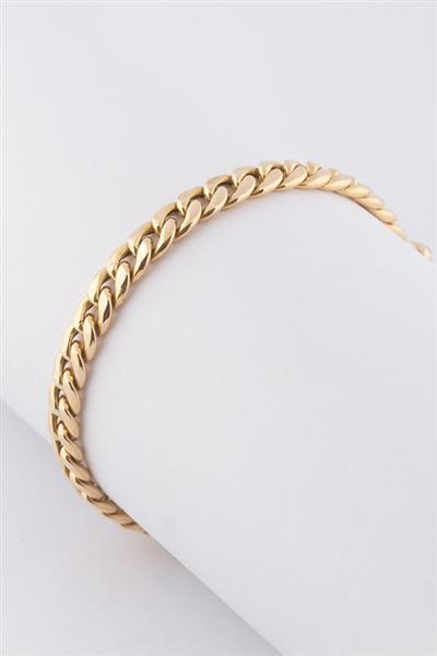 Grote foto gouden gourmet armband met bij het slot een cabochon geslepen saffier kleding dames sieraden