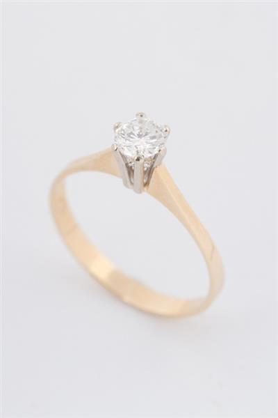 Grote foto wit geel gouden solitair ring met een briljant kleding dames sieraden