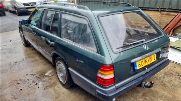 Grote foto mercedes benz 300 autom station bj1986 auto mercedes