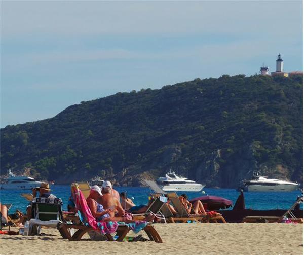 Grote foto naar de warme zon in zuid frankrijk vakantie aanbiedingen en last minute